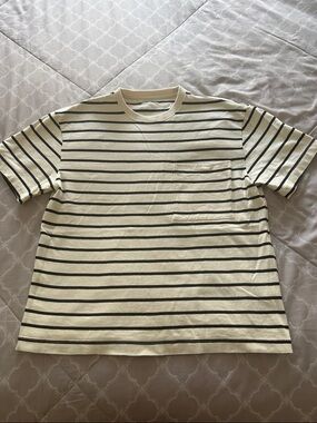 Abercrombie & Fitch Easy Pocket Tee